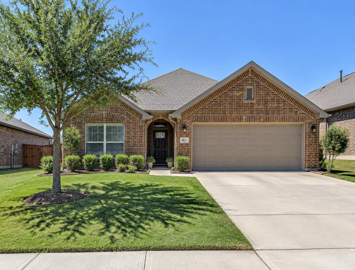 Brick single-family home in a Dallas-Fort Worth suburb